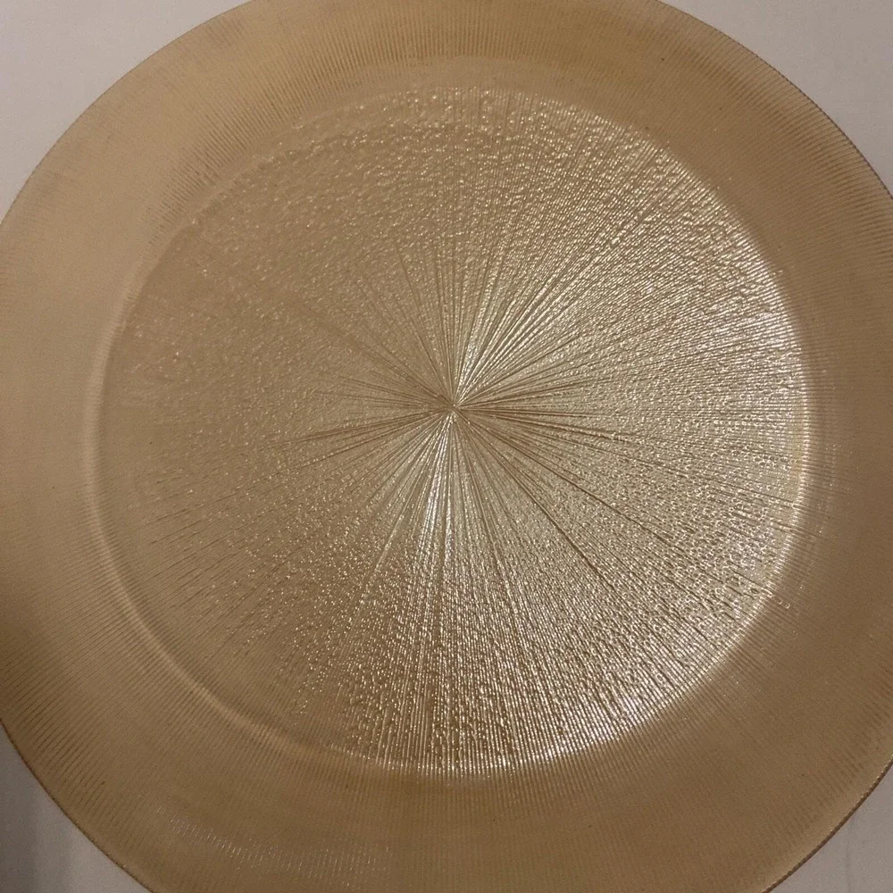 Amber‎ Iridescent Carnival Glass Plates Impressed Pinwheel Starburst Set Of 4